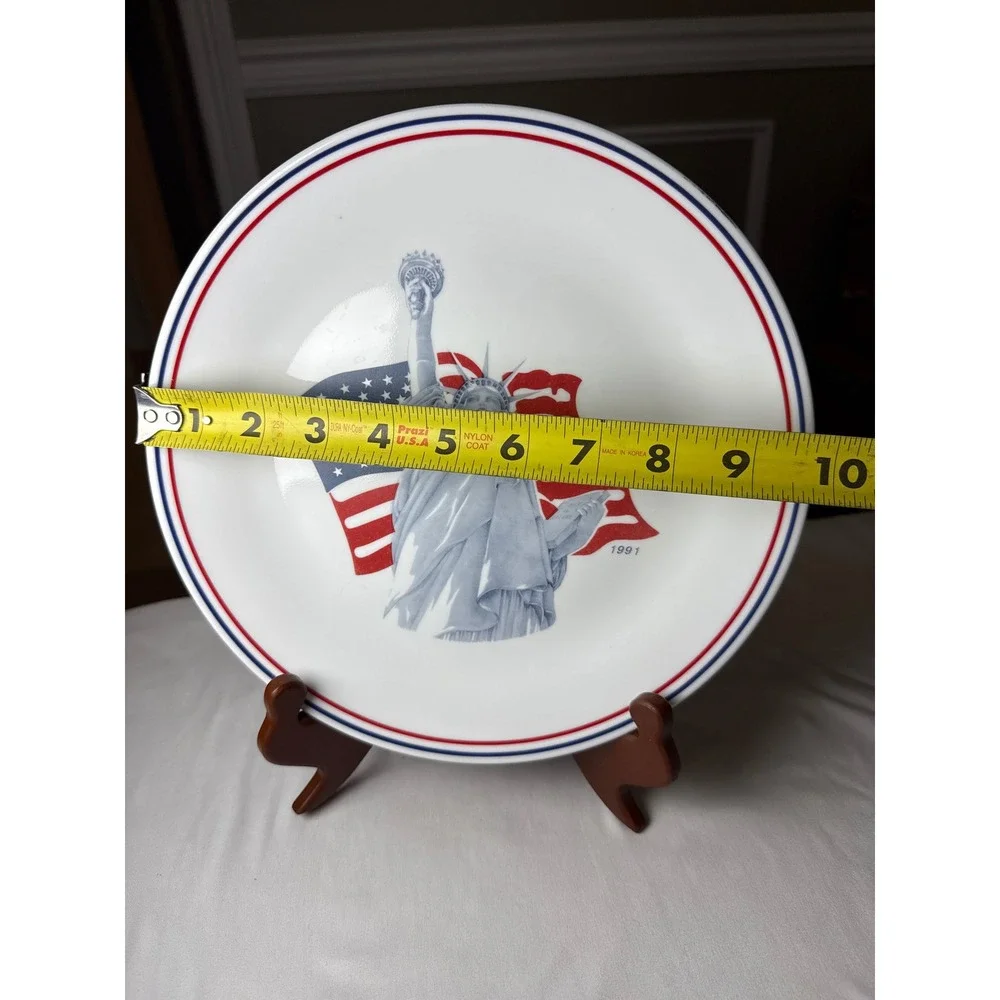 Corelle by Corning 1991 Statue of Liberty American Flag Dinner Plate 10.25 in